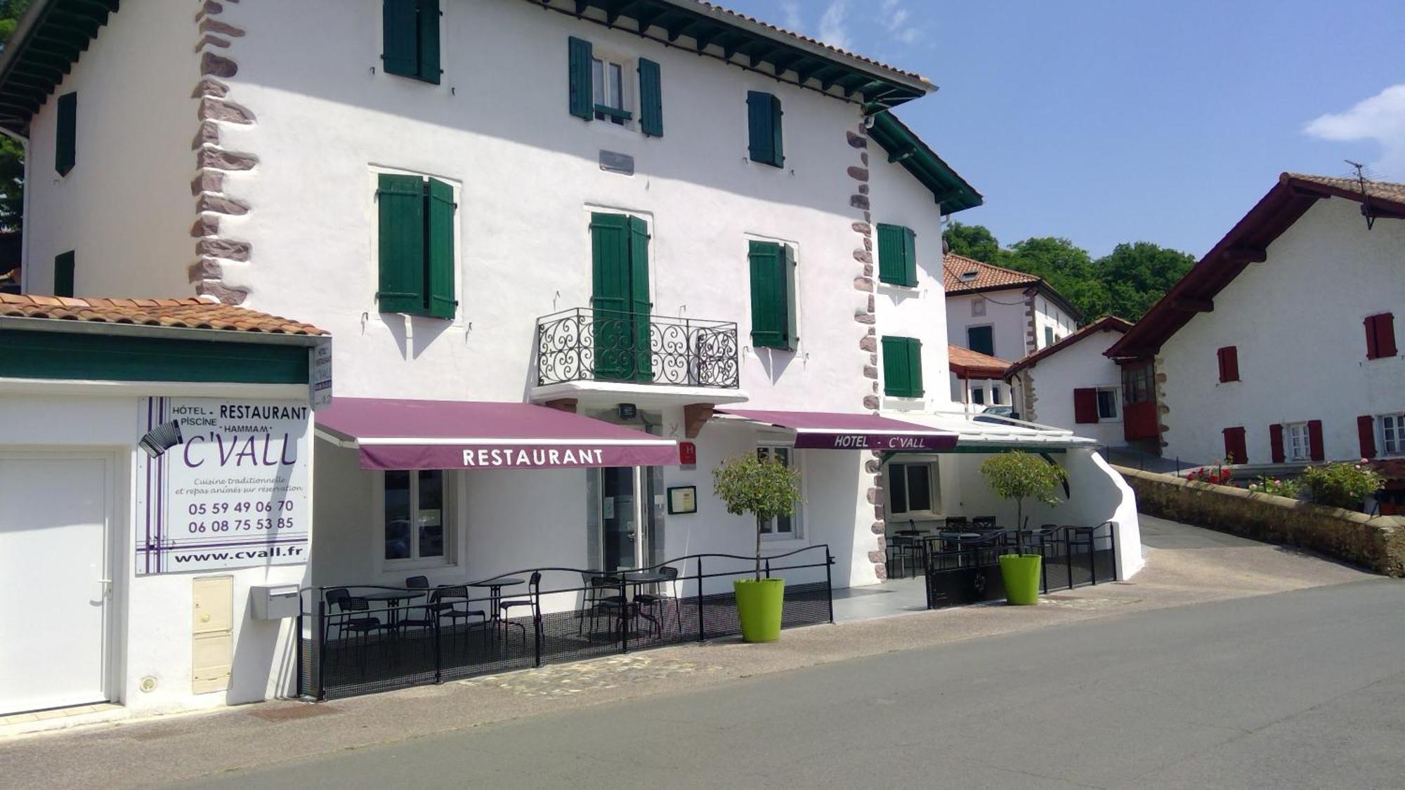 Hotel/Restaurant C'Vall Urepel Exterior photo